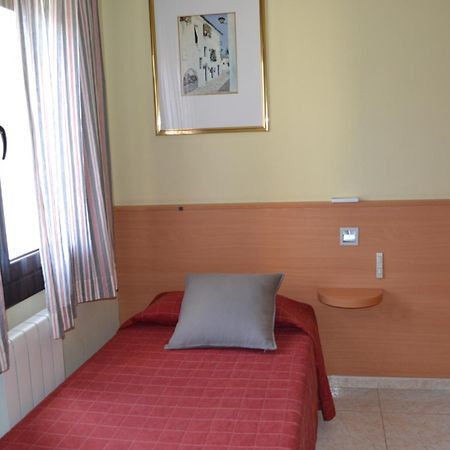 Hostal Bartis 피게레스 객실 사진