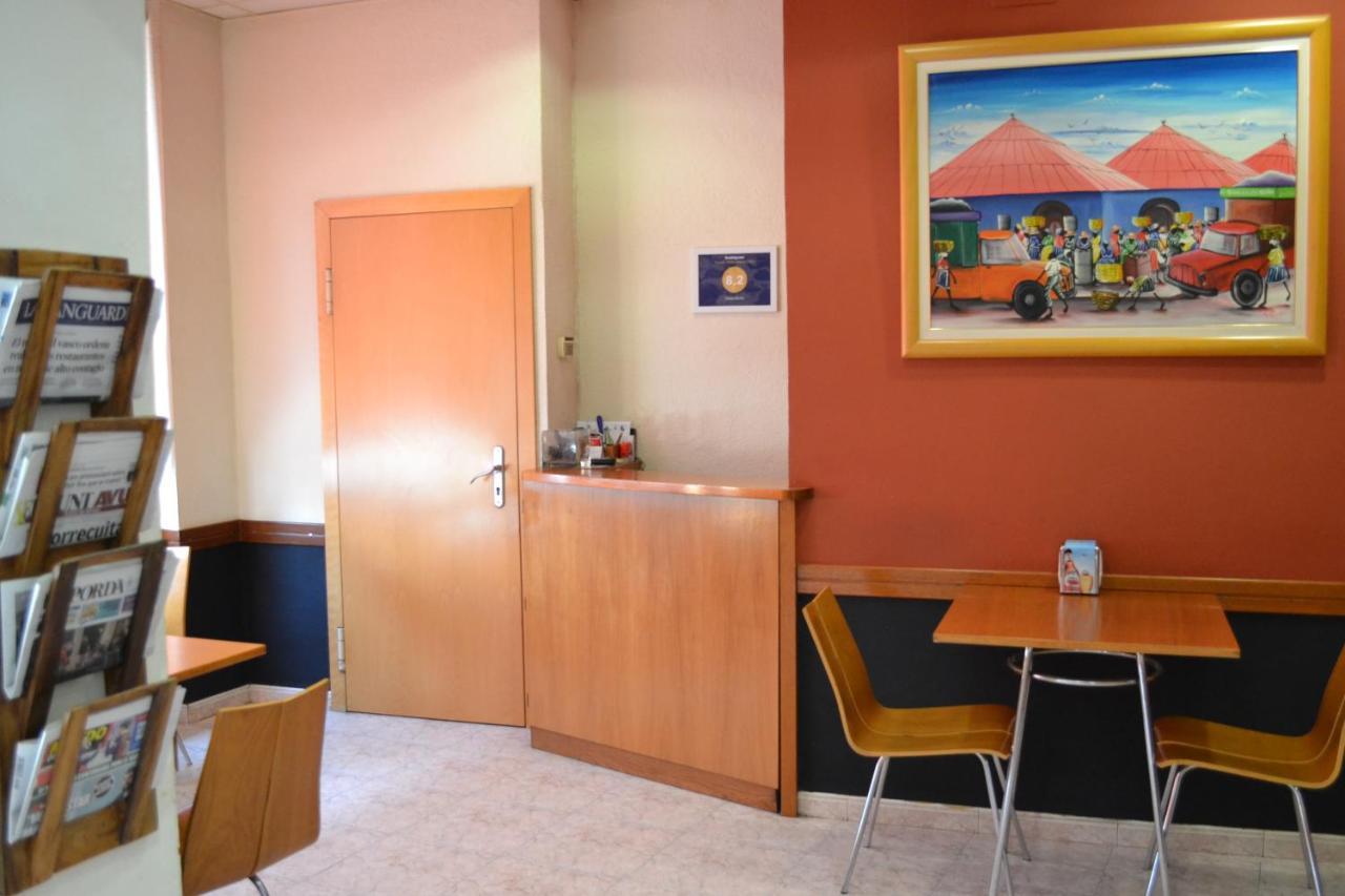 Hostal Bartis 피게레스 외부 사진
