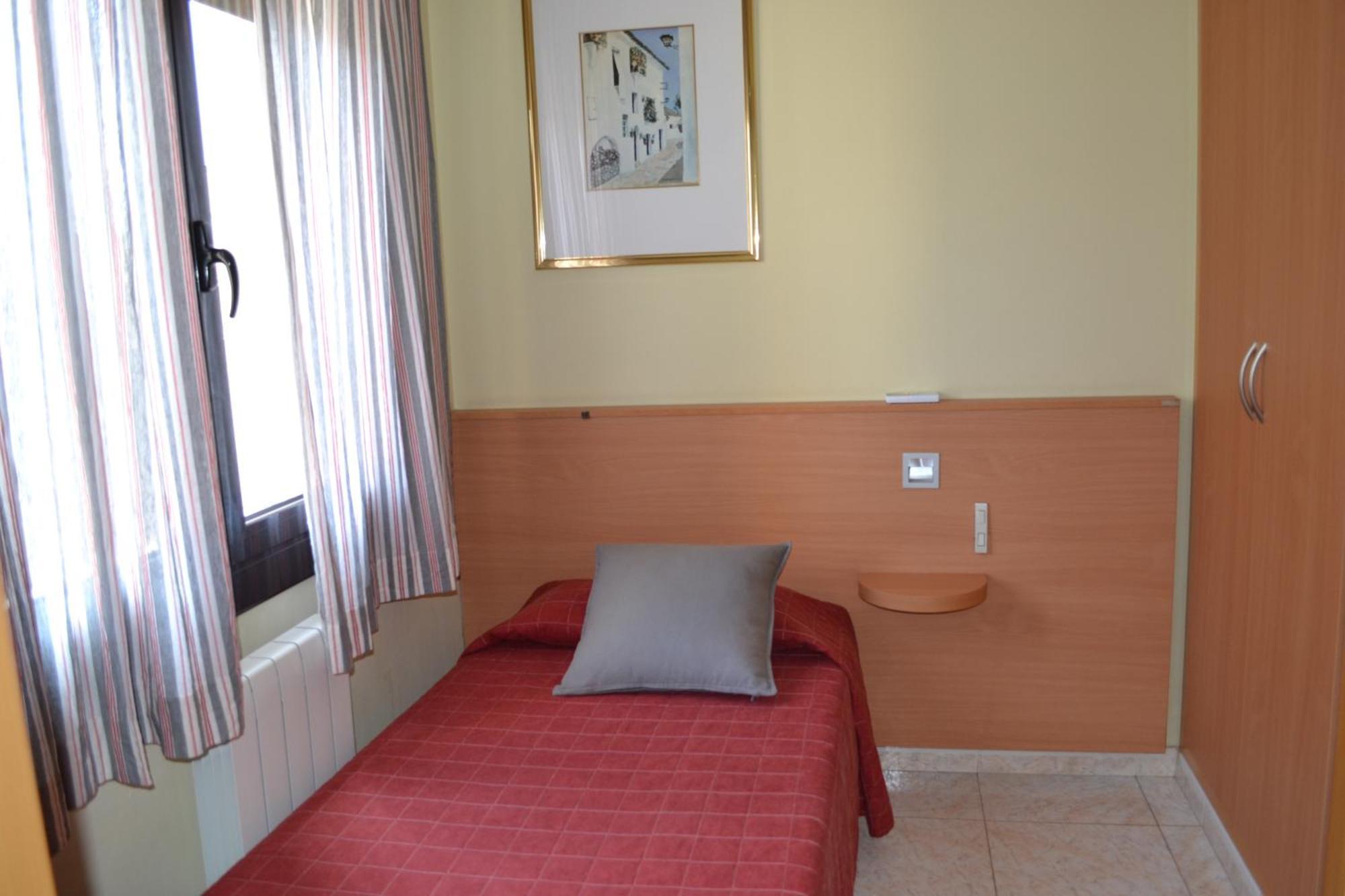 Hostal Bartis 피게레스 객실 사진